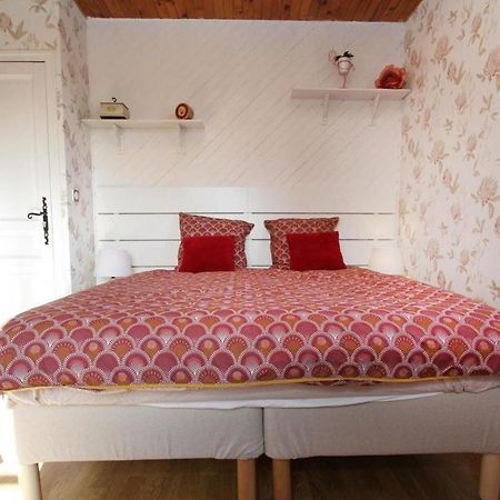 Bed and Breakfast La Galaveyson Le Grand-Serre Exterior foto